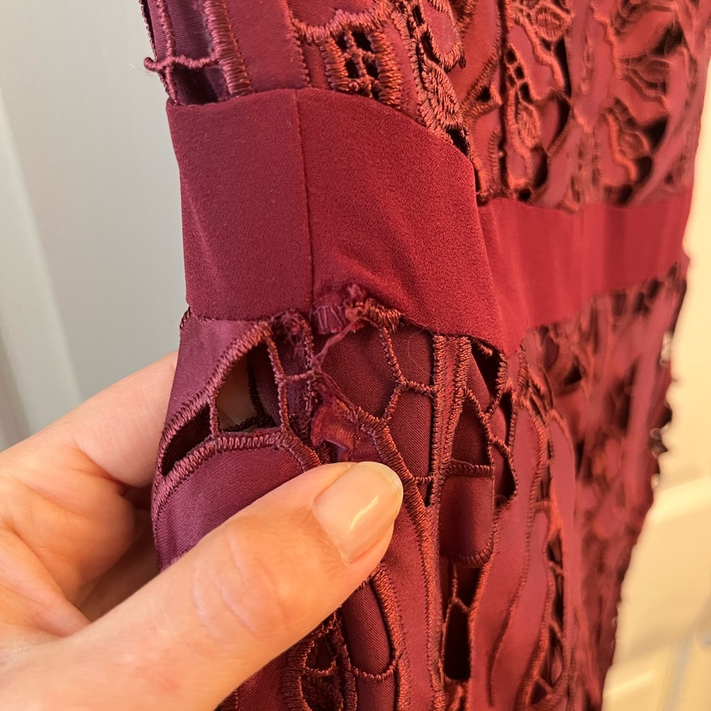 ANTONIO MELANI Macie Lace Burgundy Cap Sleeve Dress - Picture 5 of 6